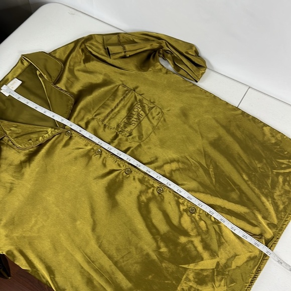 Taylor Swift Sz M Pajama Top Button Front Long Sleeve Chest Pocket - Picture 8 of 9